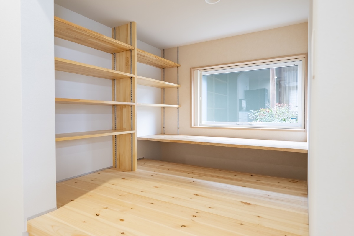 広々としたLDKとナチュラルスタイル