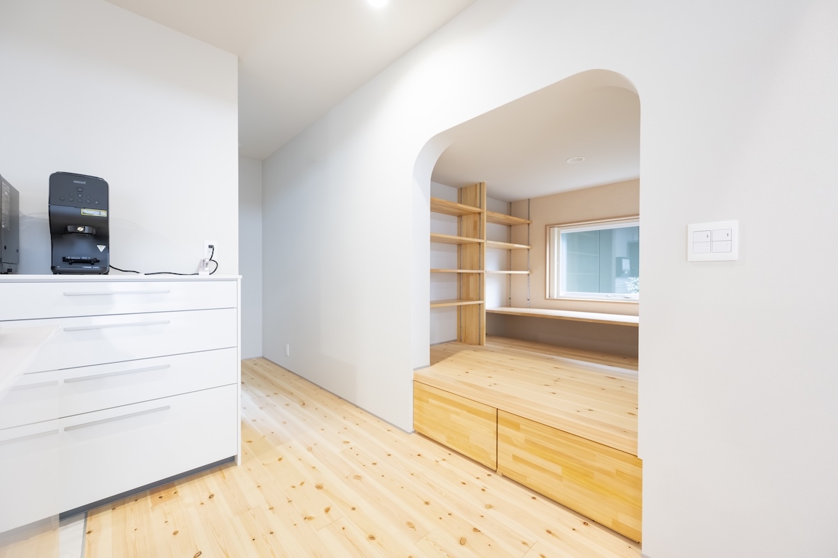 広々としたLDKとナチュラルスタイル